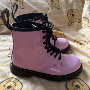 Dr Martens toddler girl (size 10)